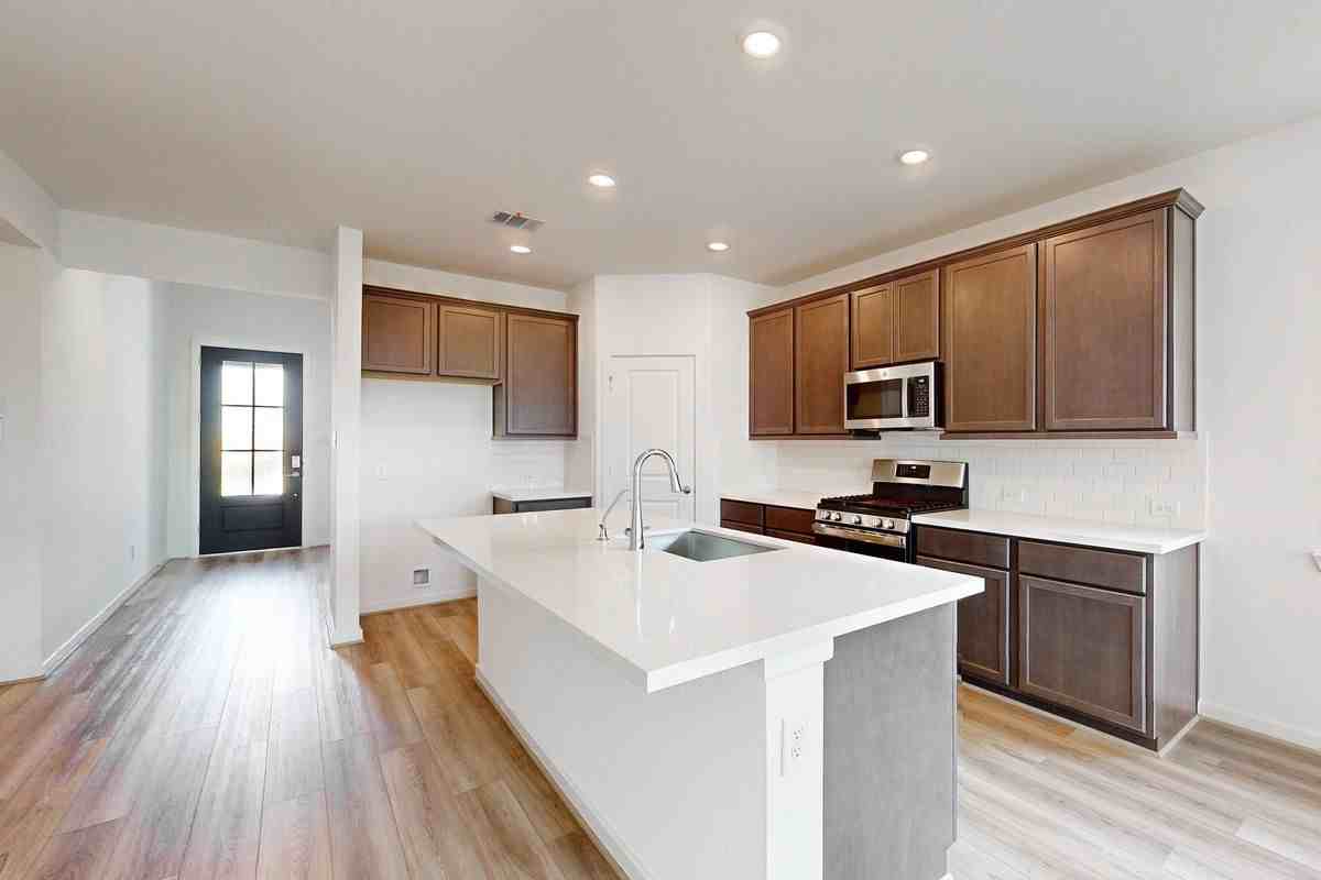 21707 Shadowbrook Birch Dr - Photo 3 of 8