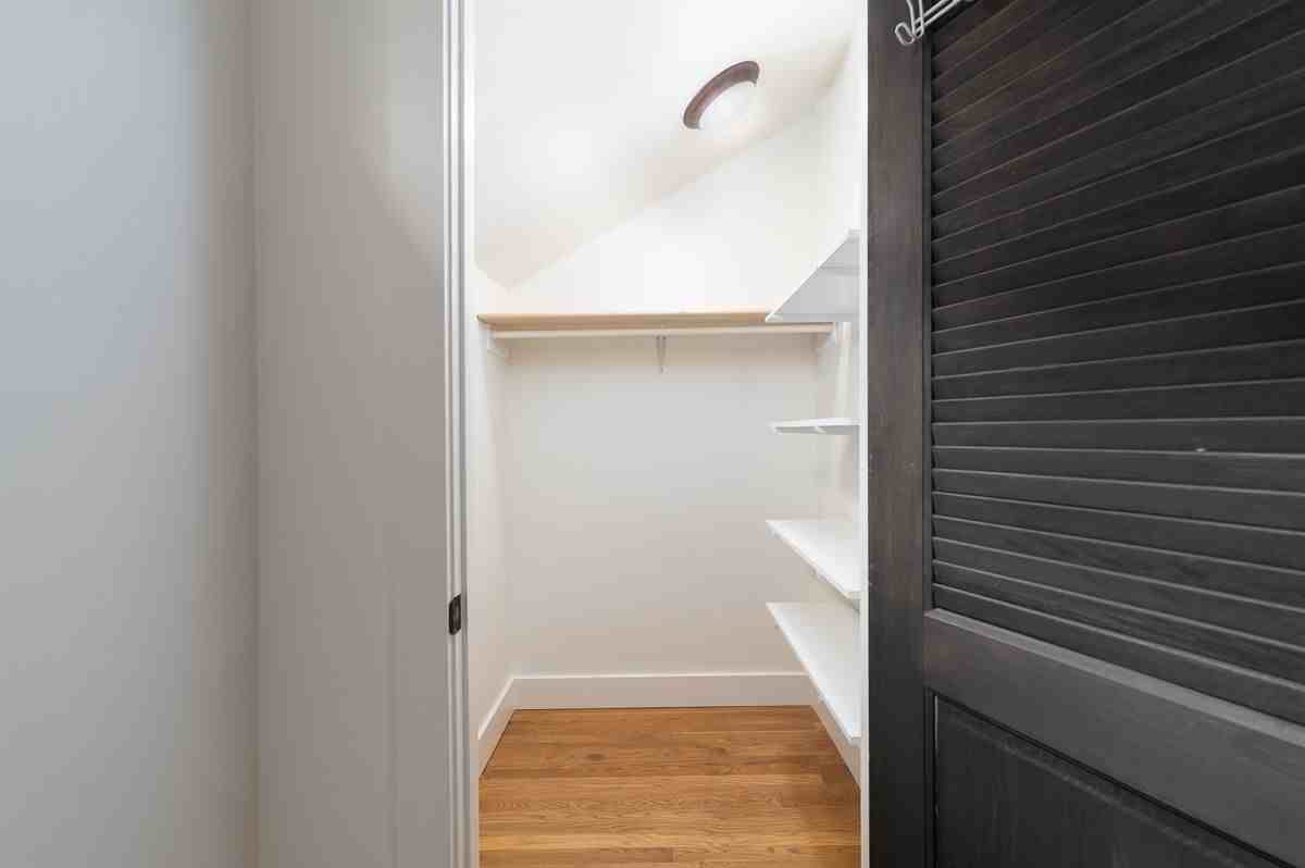 1859 Gordon Mnr Ne - Photo 7 of 11
