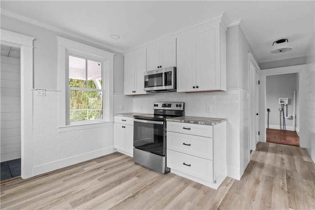 1330 W Main Rd - Photo 5 of 49