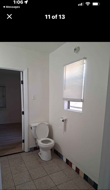702 N Farris Ave - Photo 3 of 12