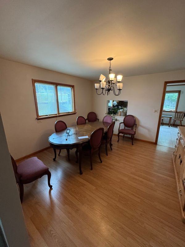 5634 North Ln - Photo 4 of 33