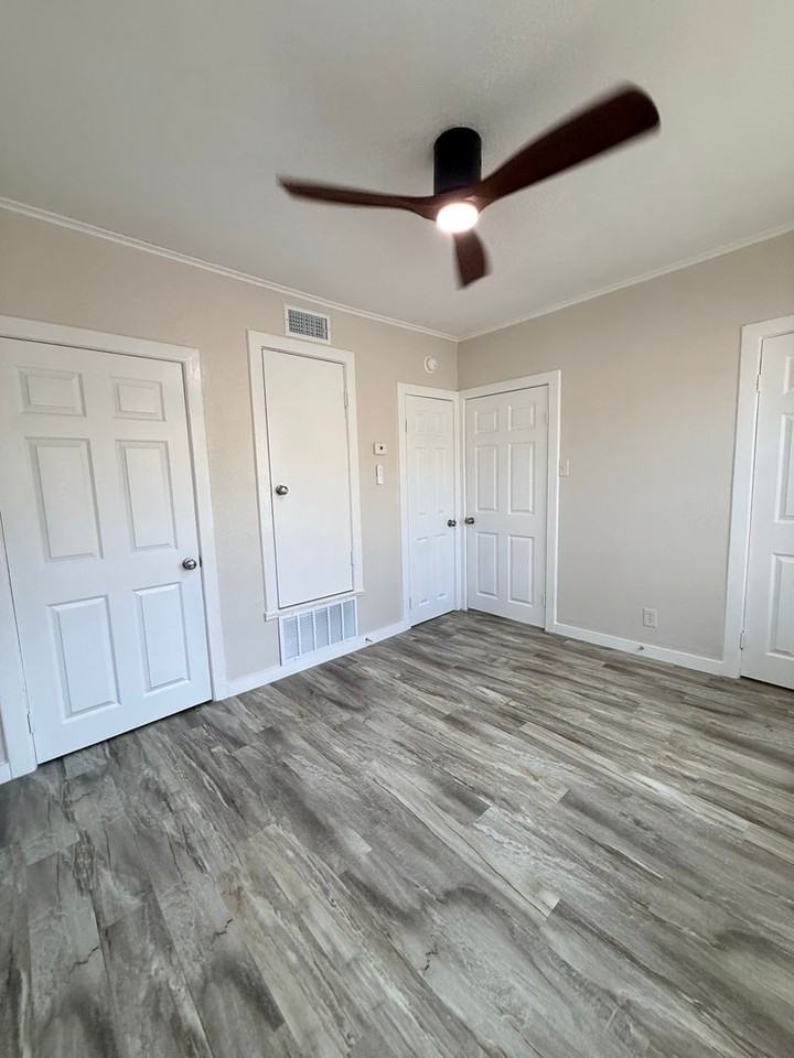 Warbo Apartments - Photo 7 of 27