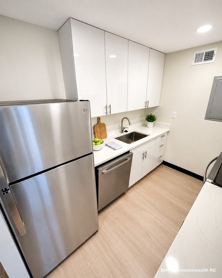 Massachusetts Ave #9G - Photo 2 of 7