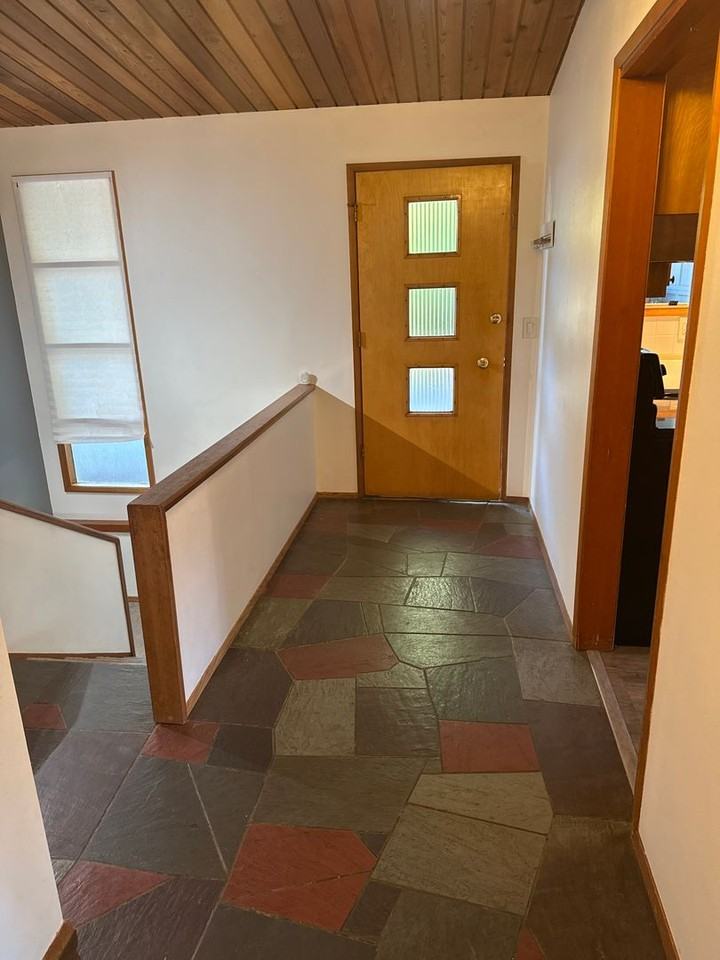 3240 Nw Elmwood Dr - Photo 4 of 38