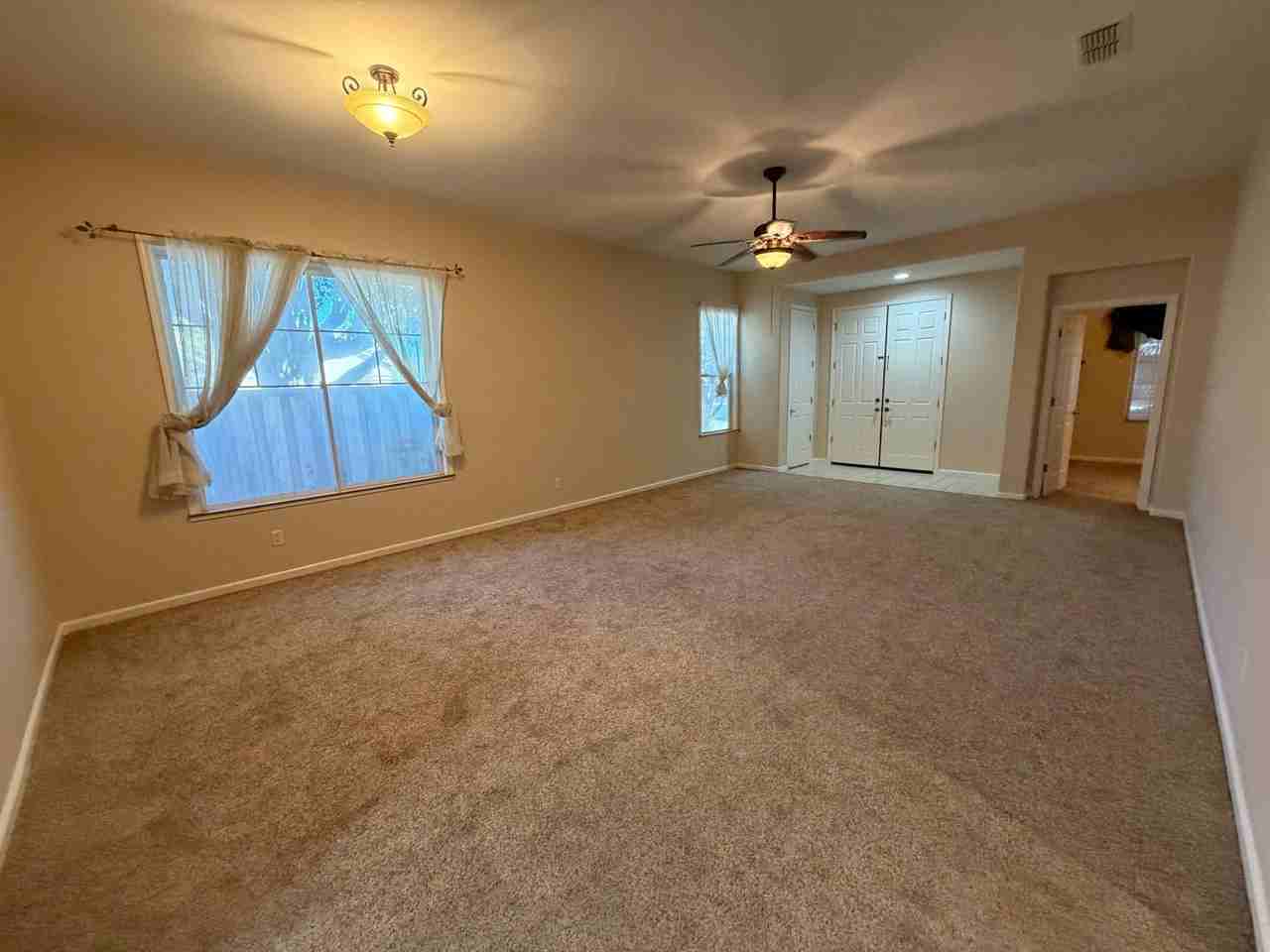 1193 Annamarie Way - Photo 4 of 17