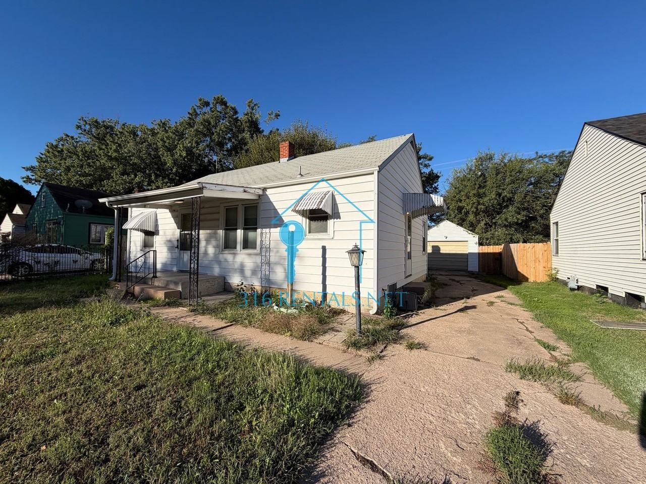 1153 N Pershing St - Photo 2 of 8