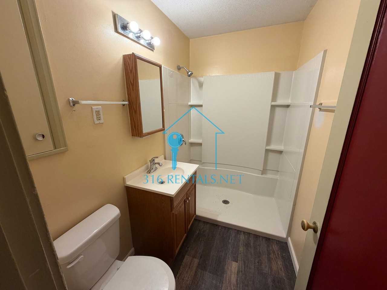 1153 N Pershing St - Photo 5 of 8