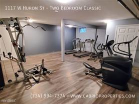 Huron Flats (1117 W. Huron) - Photo 1 of 1