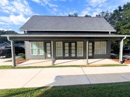 featured image of 253 Bailey St #B