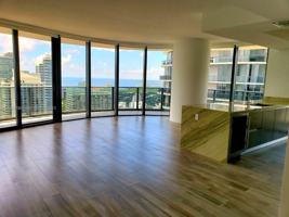 featured image of SW 10th St & S Miami Ave