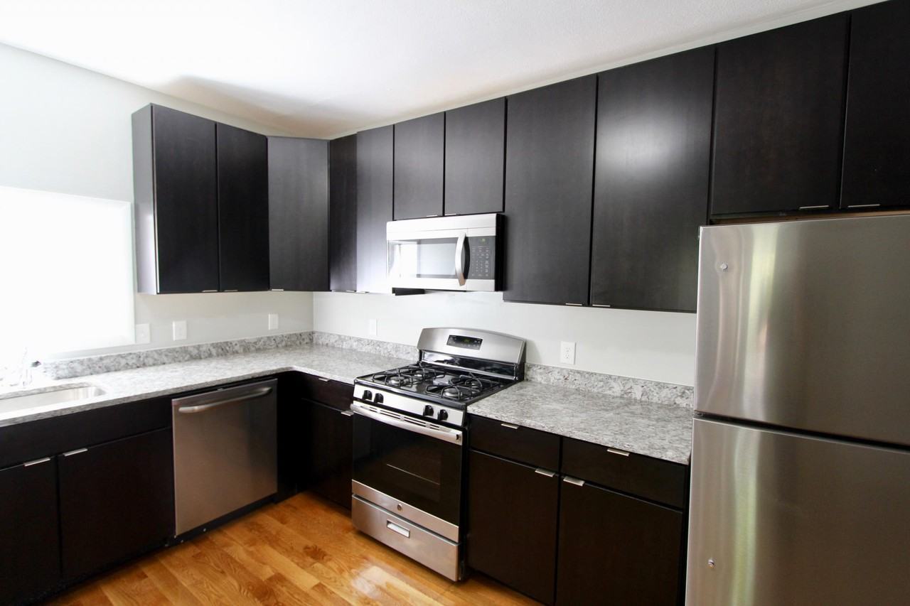 84 Shirley Ave #1 - Photo 2 of 7