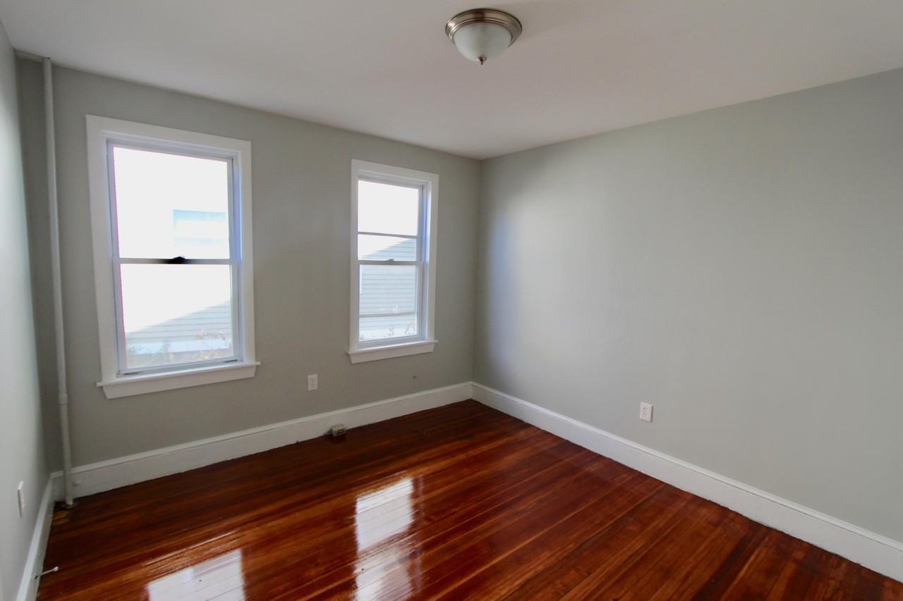 84 Shirley Ave #1 - Photo 6 of 7