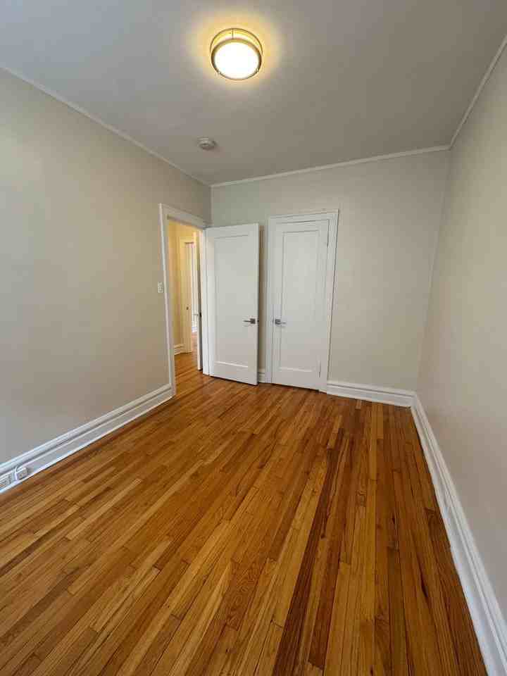 511 Lee St #3 - Photo 5 of 17