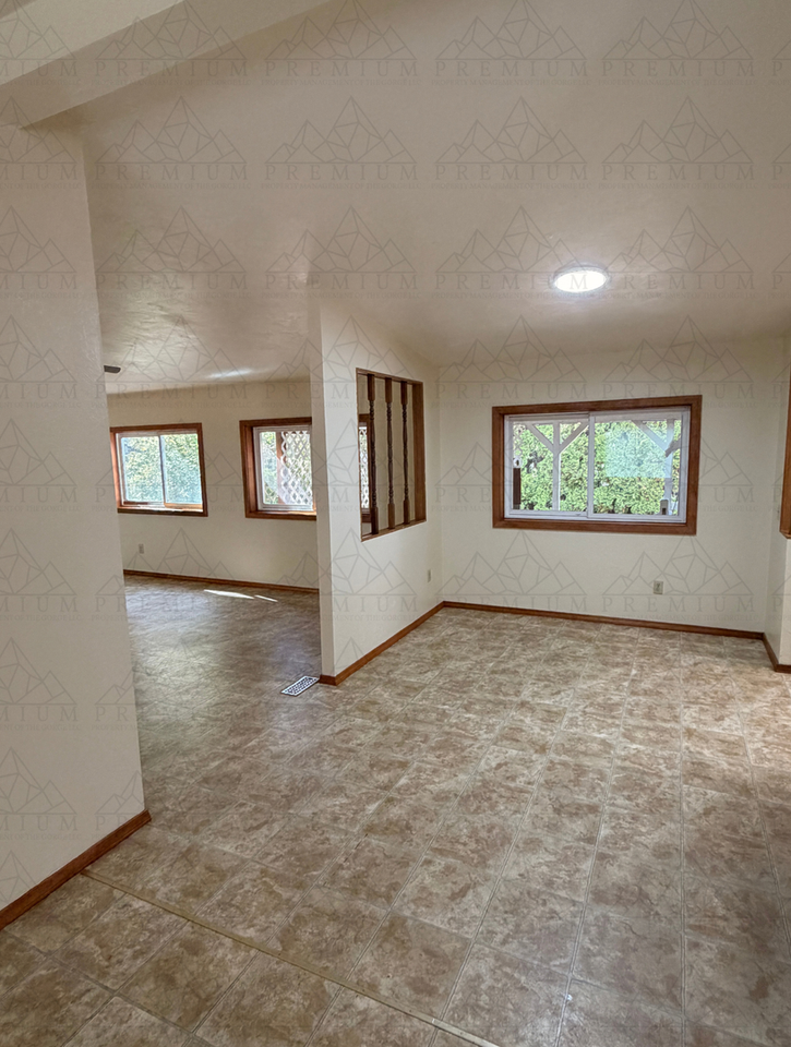 1680 Tucker Rd - Photo 4 of 20