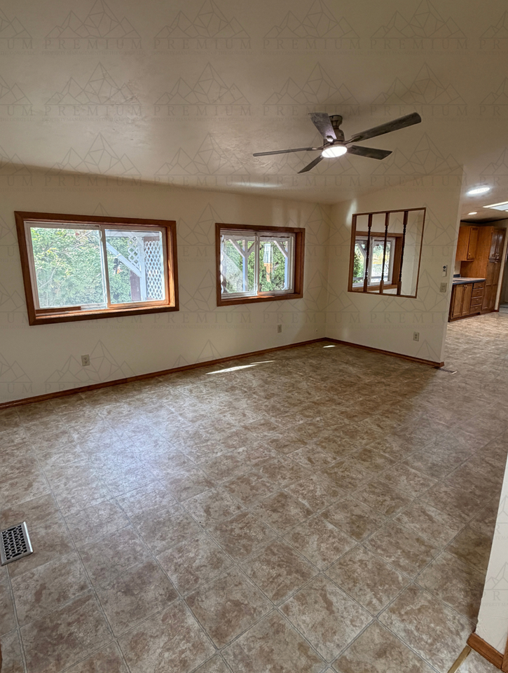 1680 Tucker Rd - Photo 6 of 20