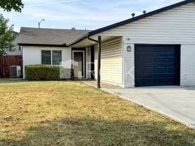 8720 S Santa Fe Ave - Photo 1 of 1