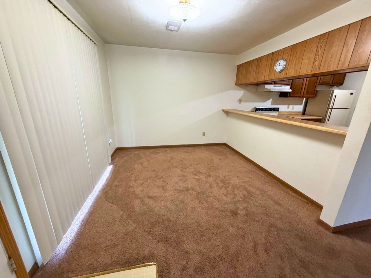 405 Clayton Dr #10 - Photo 6 of 31
