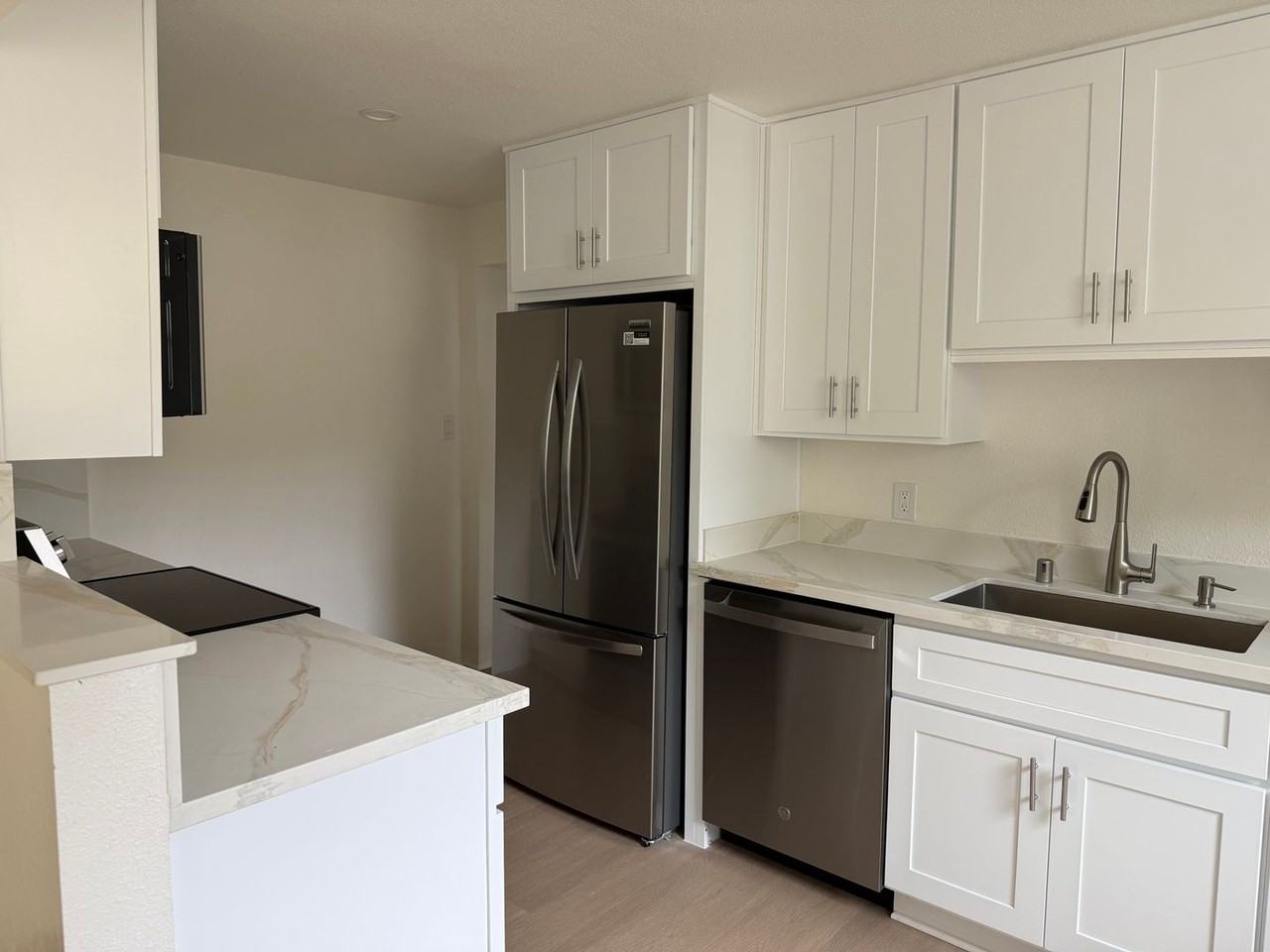 1100 Park Ave - Photo 2 of 29
