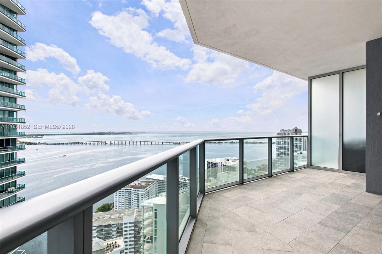 SE 13th St & Brickell Bay Dr - Photo 3 of 26