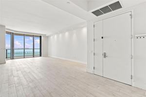 featured image of SE 13th St & Brickell Bay Dr