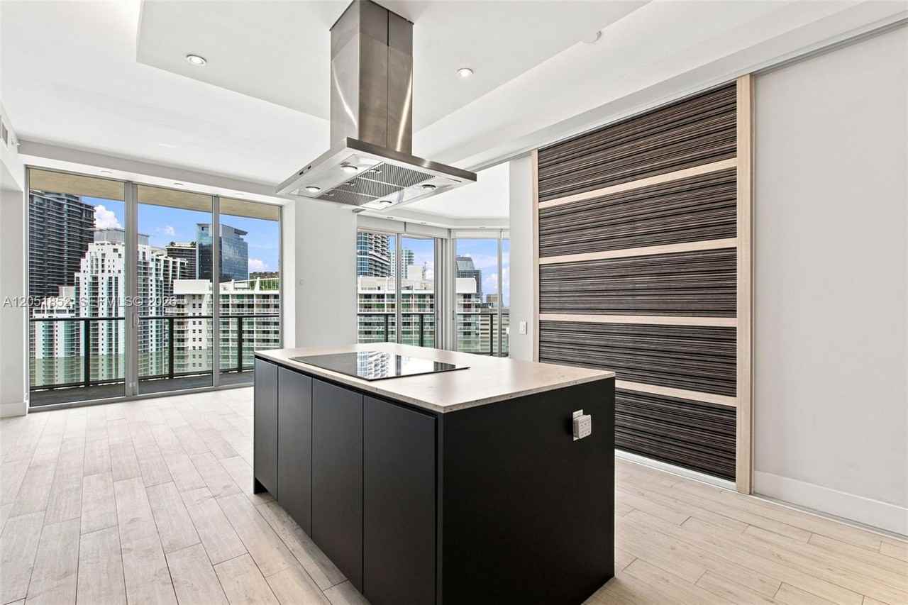 SE 13th St & Brickell Bay Dr - Photo 5 of 26