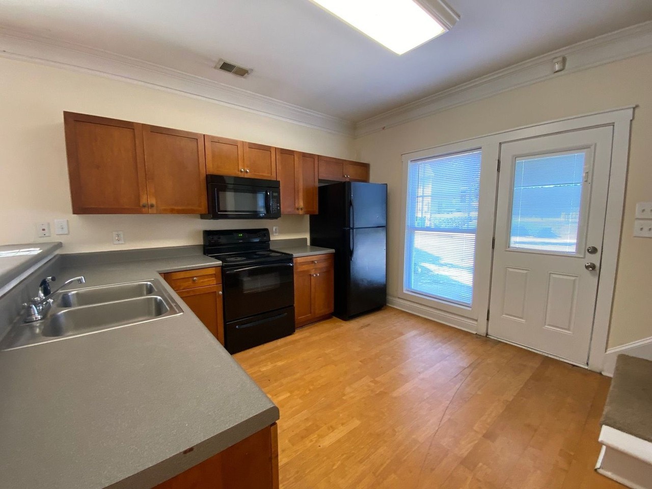 118 Magnolia Bluff Dr - Photo 3 of 13