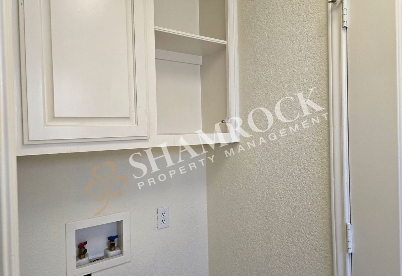 6905 N River Xing - Photo 5 of 17