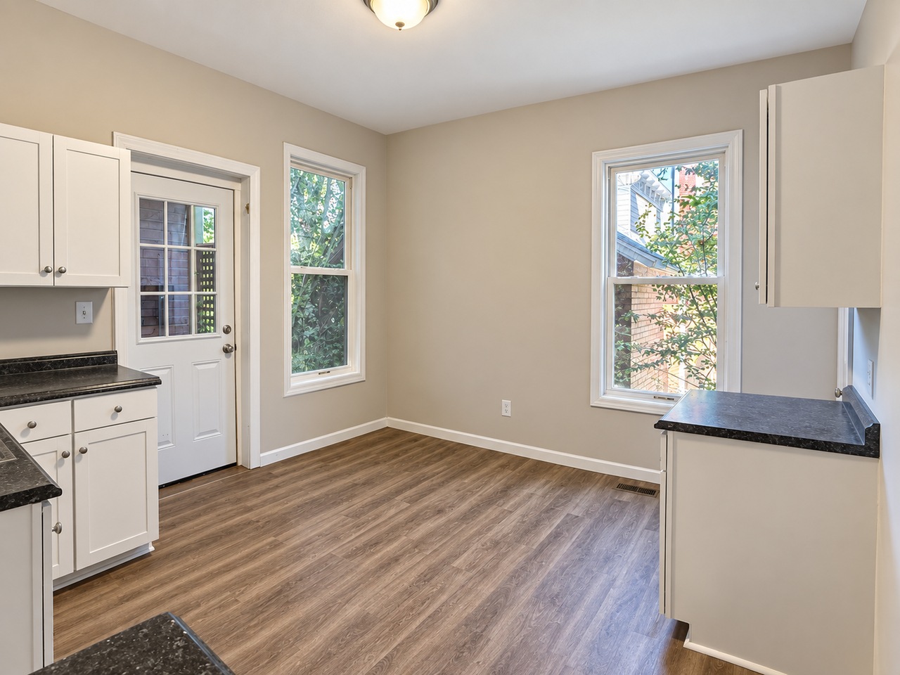 116 2nd St - Photo 4 of 10