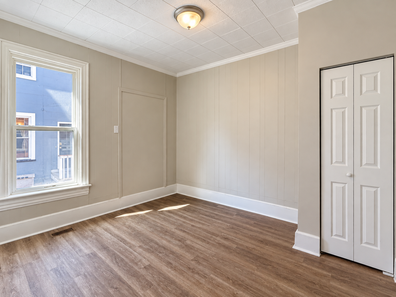 116 2nd St - Photo 5 of 10