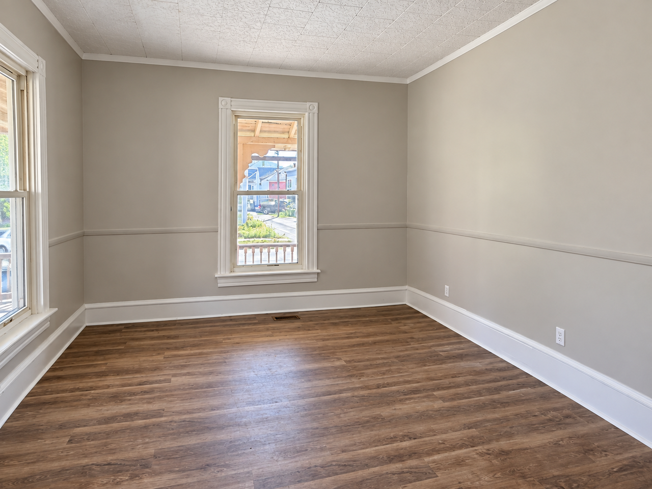 116 2nd St - Photo 6 of 10