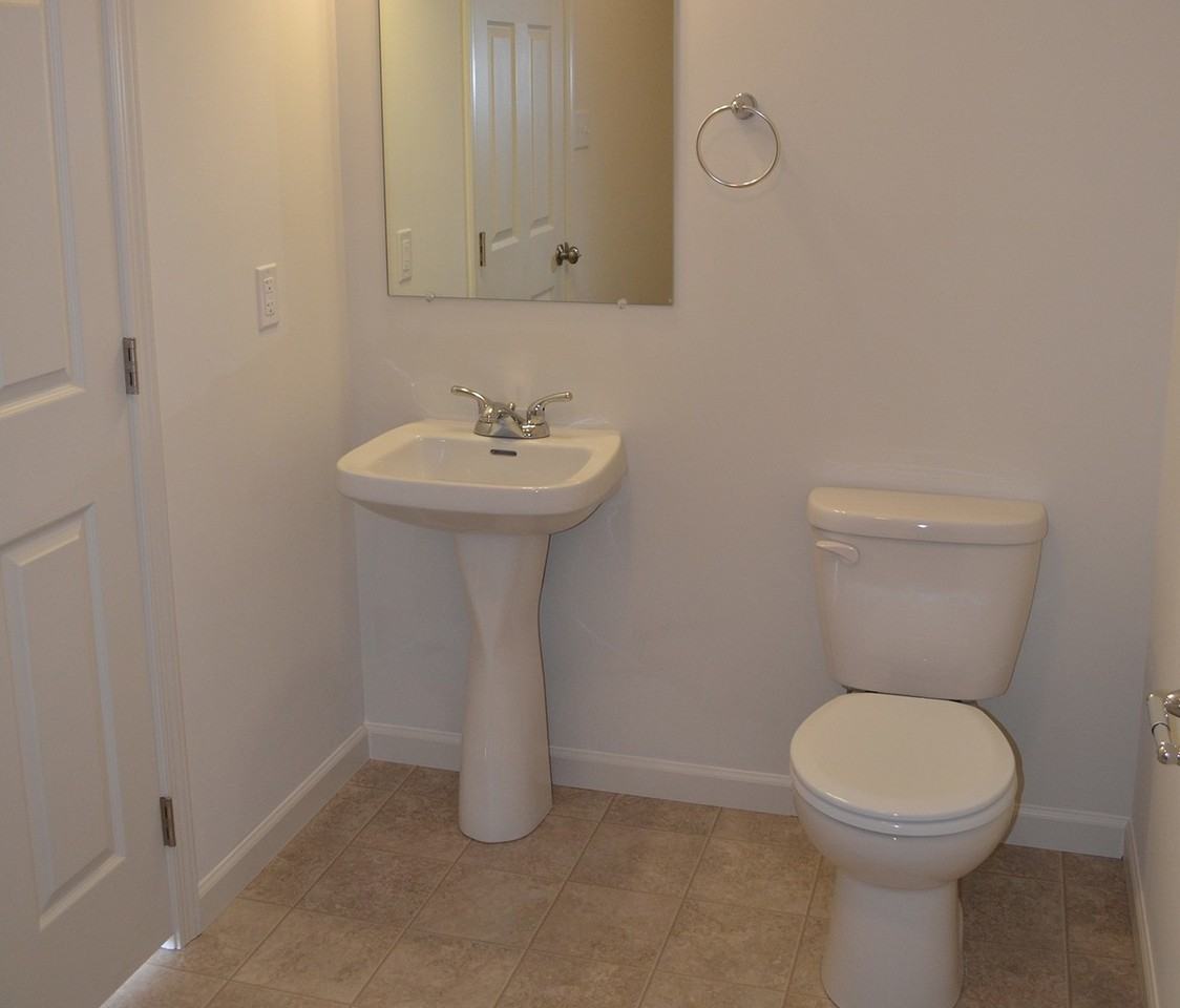 7 W Abby Ln - Photo 6 of 14