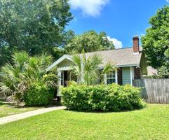 featured image of 2115 N 12th Ave