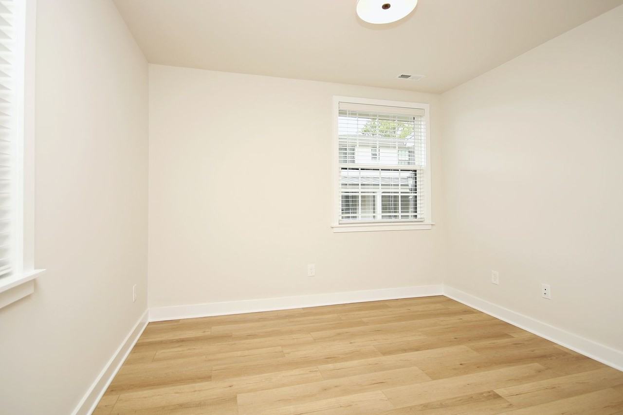 1912 Lewis Mountain Rd #B - Photo 6 of 23