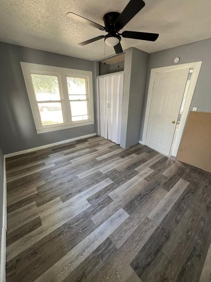 1609 29th St - Photo 4 of 17