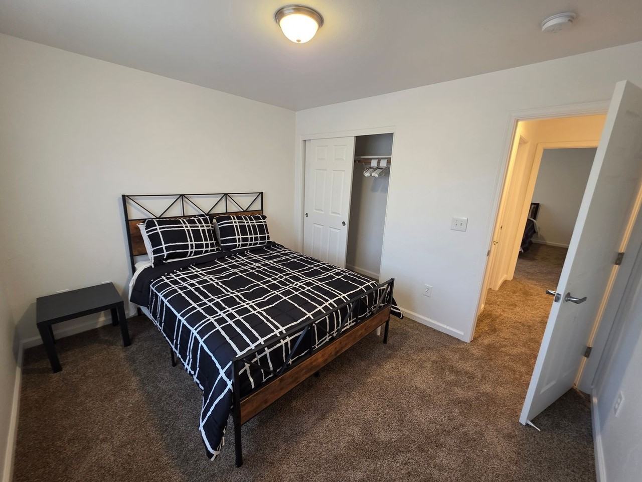 4538 Spaight Way - Photo 5 of 13