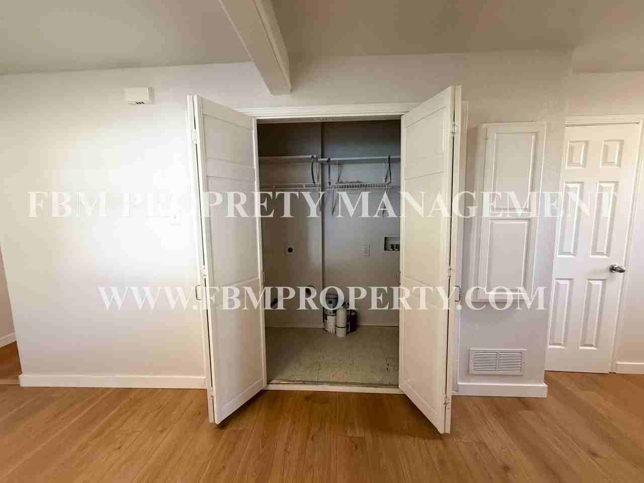 111 Sunset Cir - Photo 4 of 21