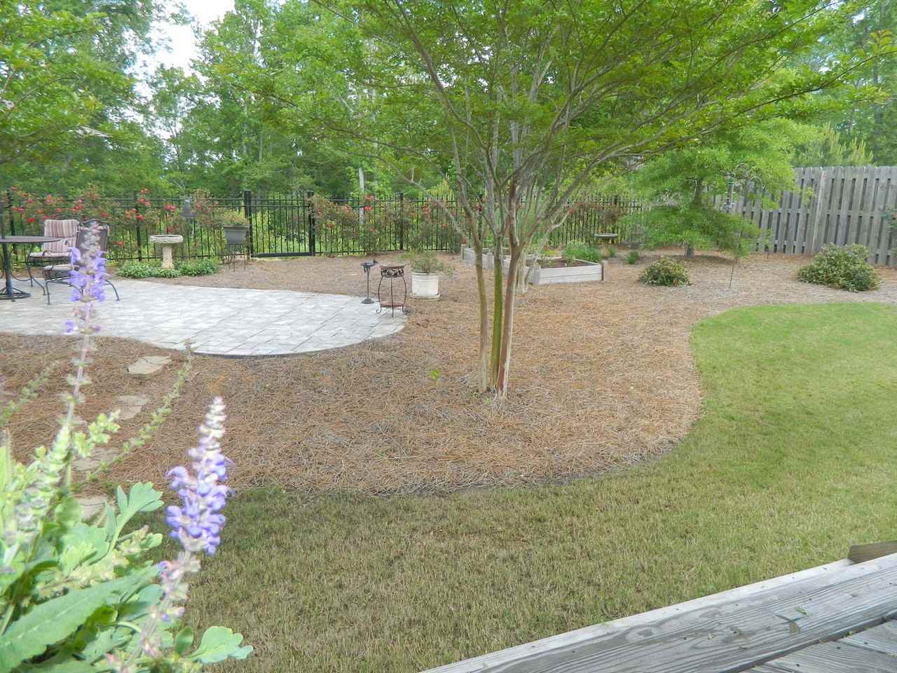 810 Oshields Ct - Photo 6 of 24