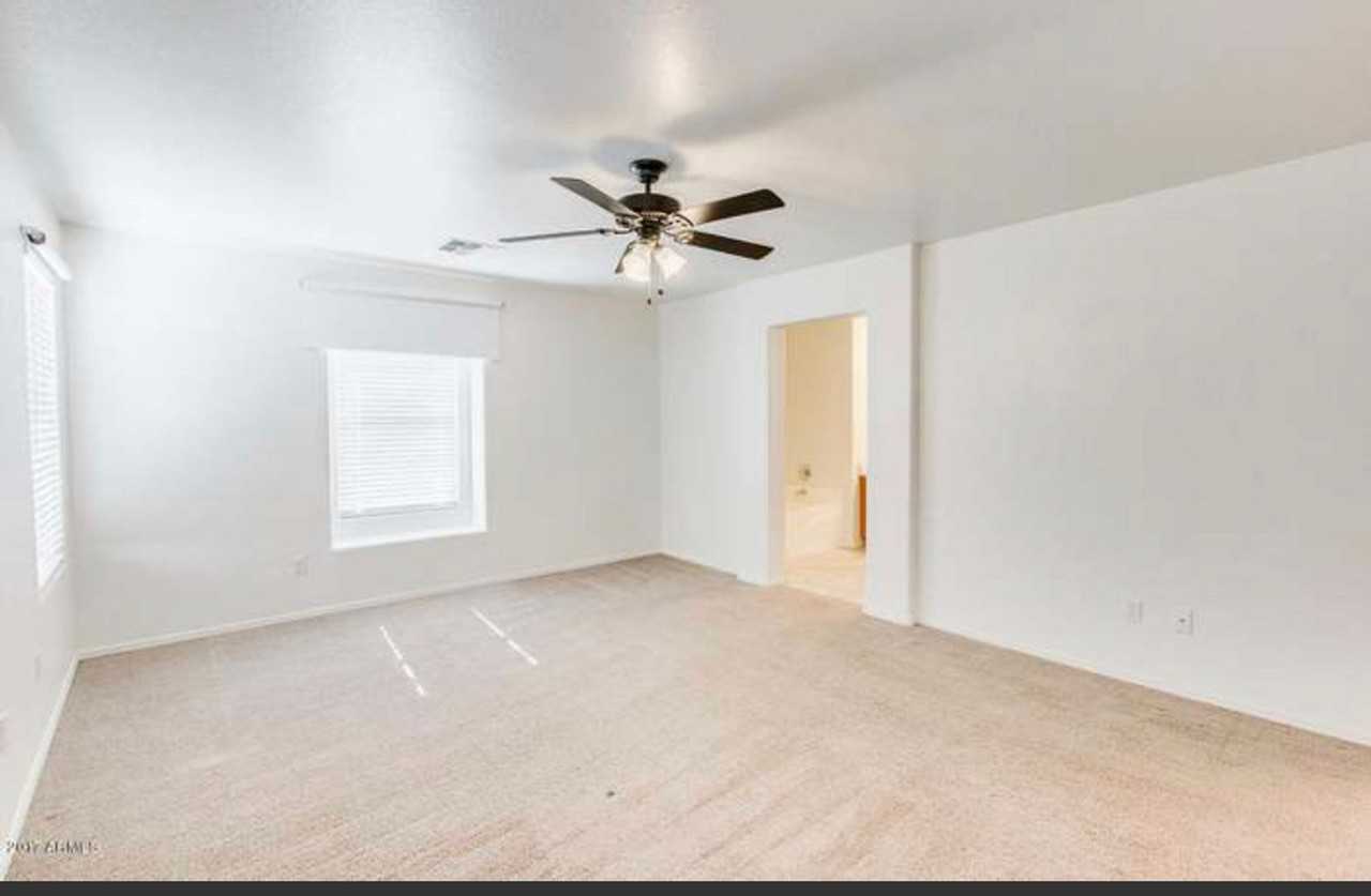 1332 S Loback Ln - Photo 3 of 10