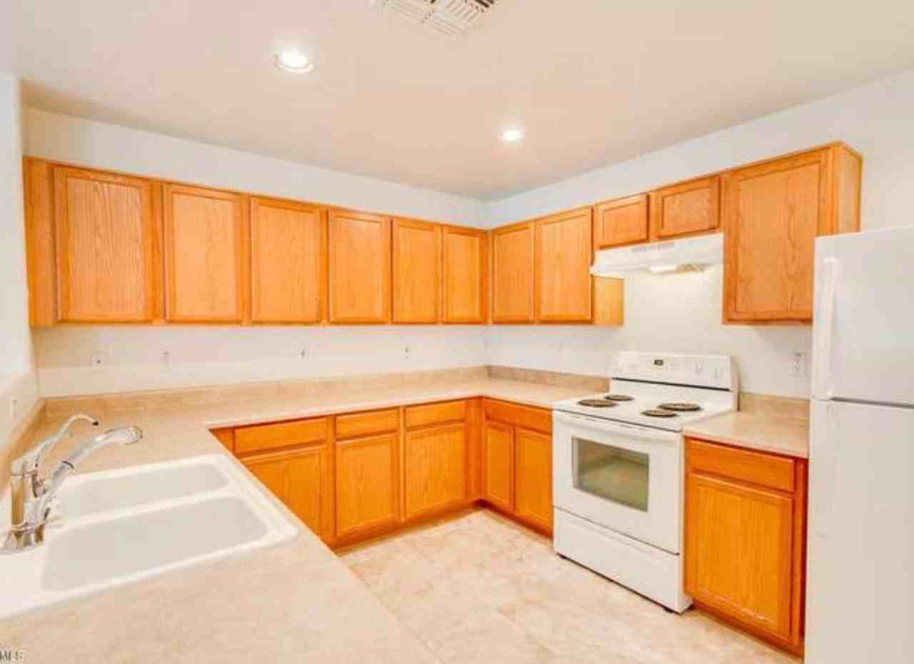 1332 S Loback Ln - Photo 7 of 10