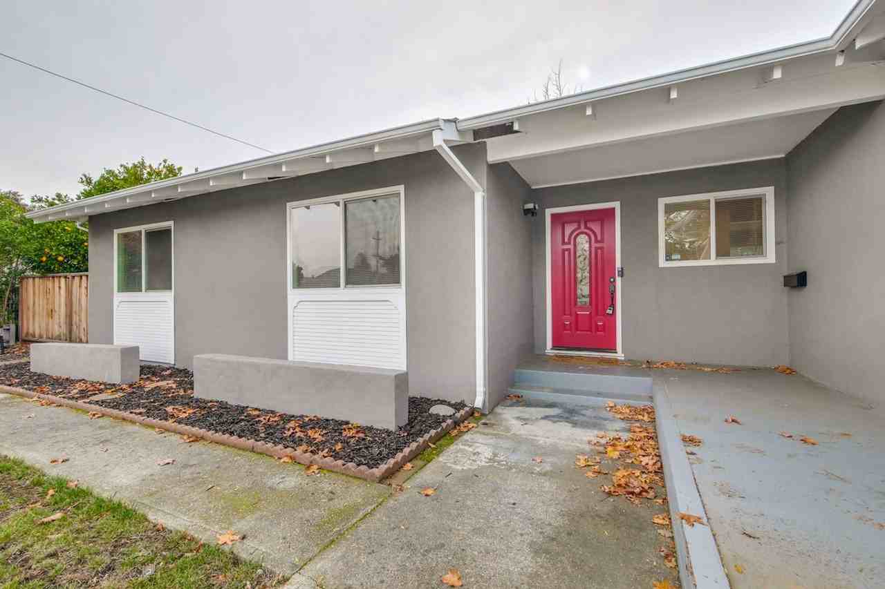 7530 Kilrush Ave - Photo 2 of 50