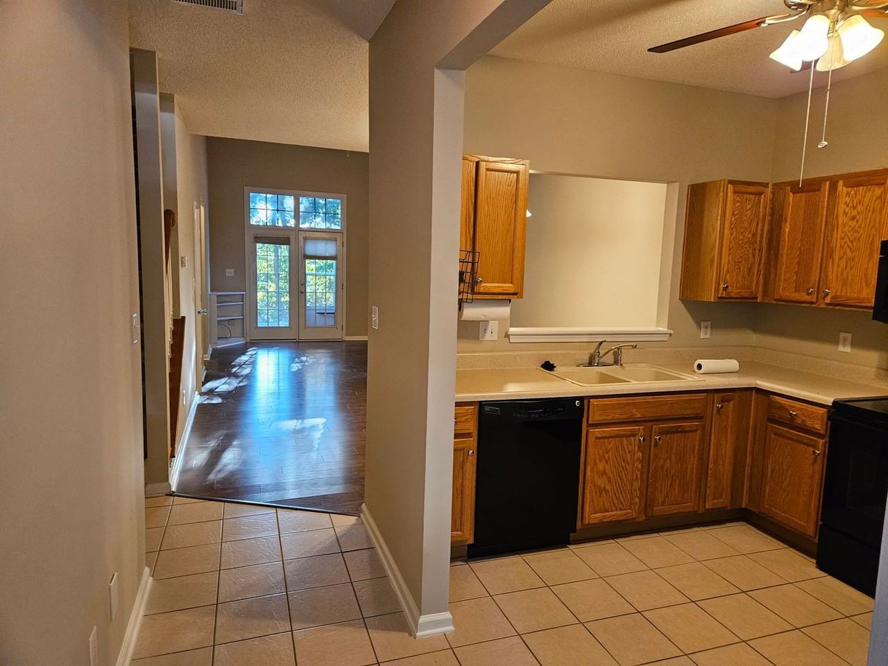 148 Cline Falls Dr - Photo 2 of 19