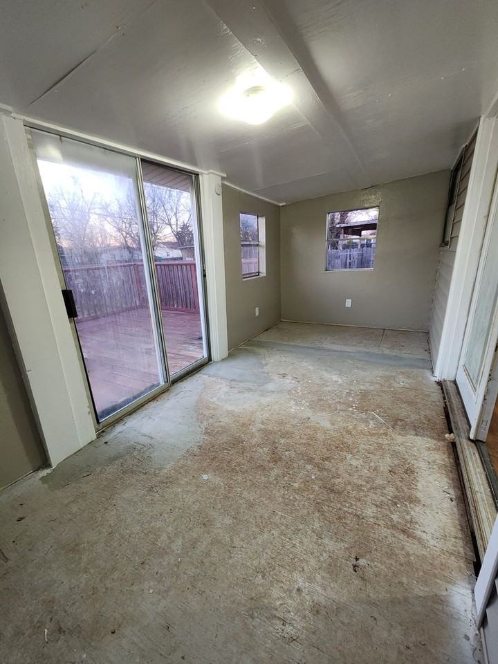 6317 S Phillips Ave - Photo 4 of 13