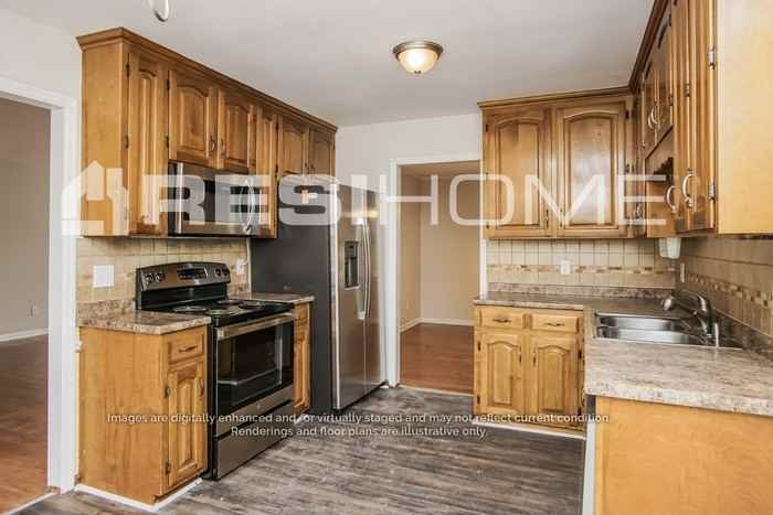 102 Downea Cir - Photo 2 of 23