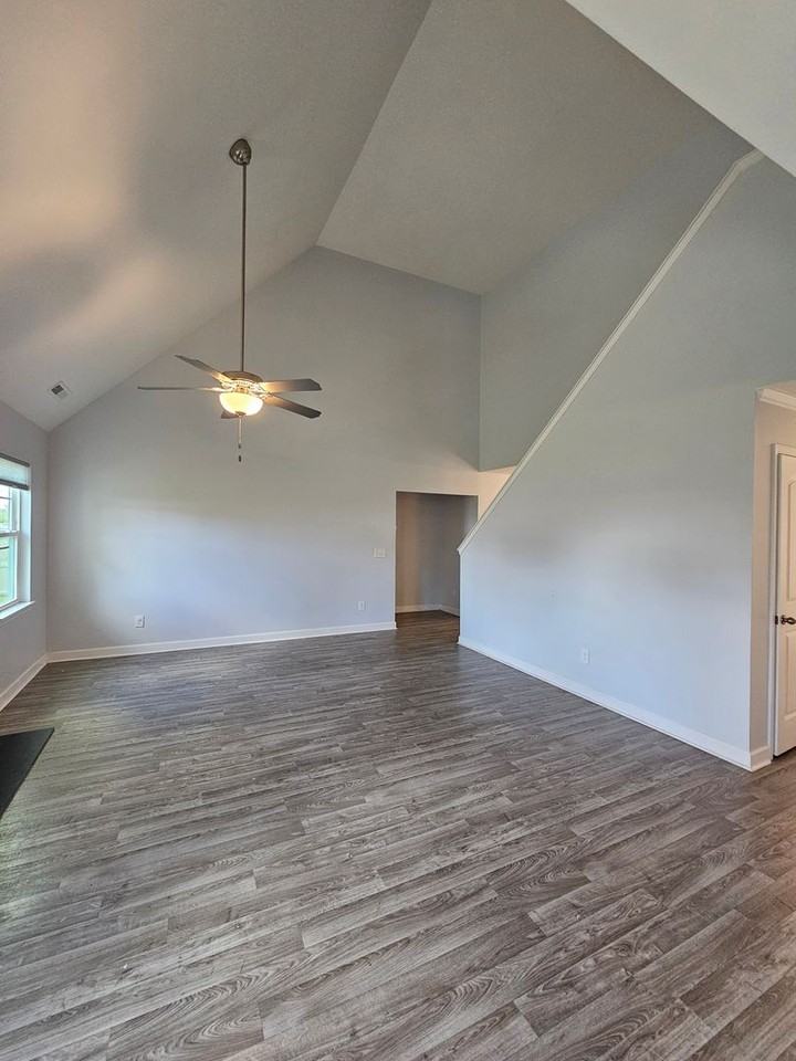 507 Admiral Bend Dr - Photo 7 of 21