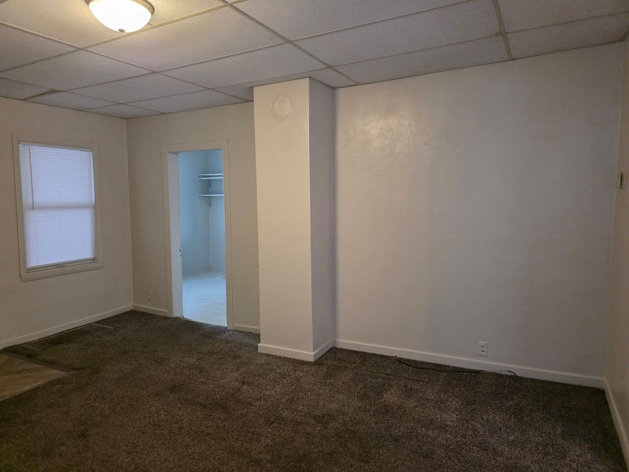 124 Studebaker St - Photo 3 of 10