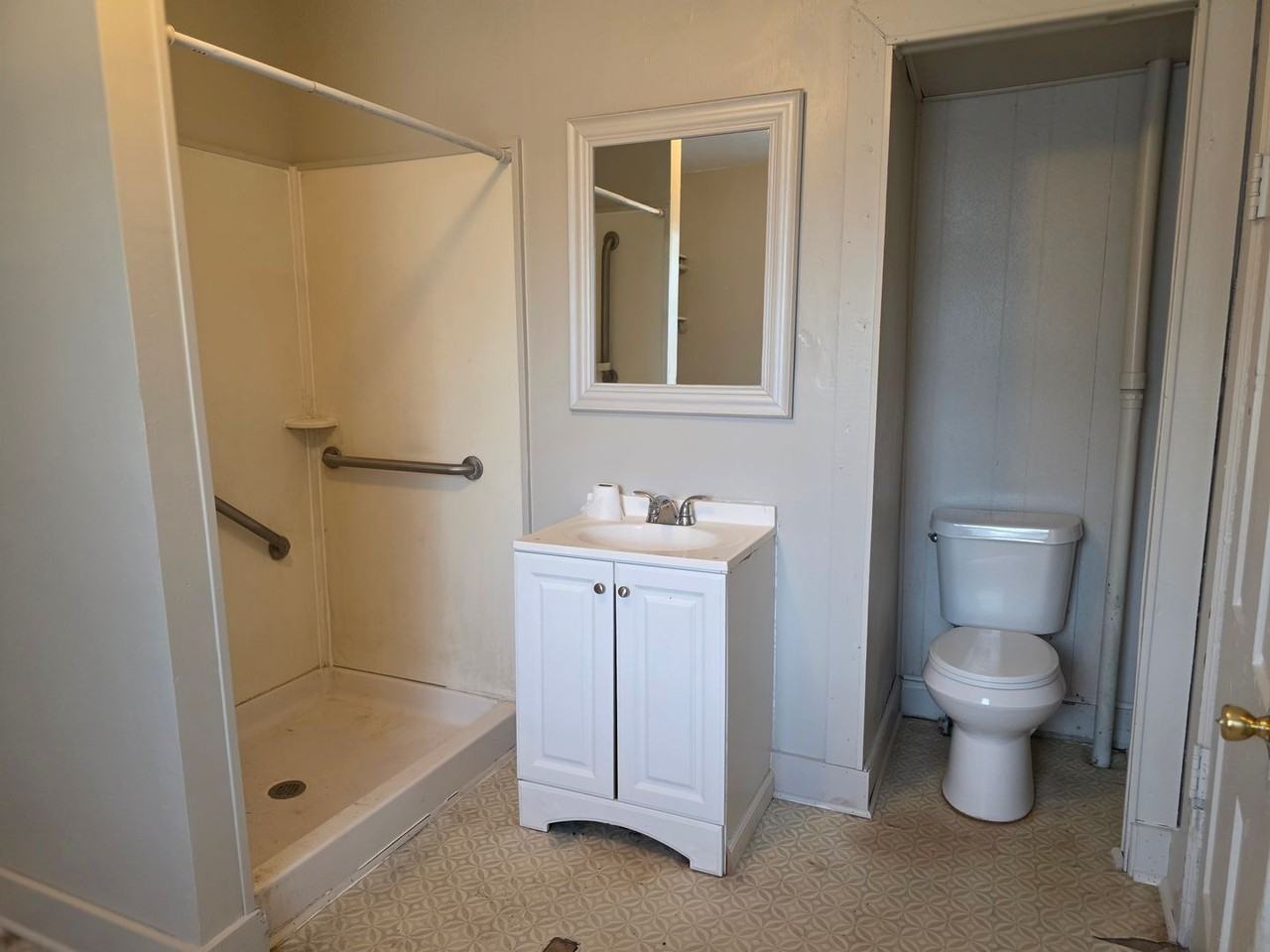 124 Studebaker St - Photo 4 of 10