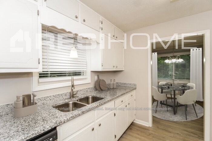 2886 Botany Dr - Photo 3 of 22