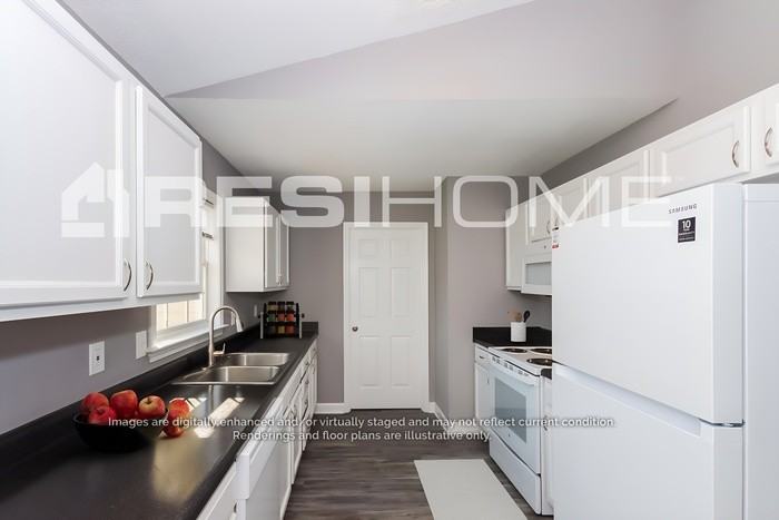 177 3rd Ave - Photo 2 of 17