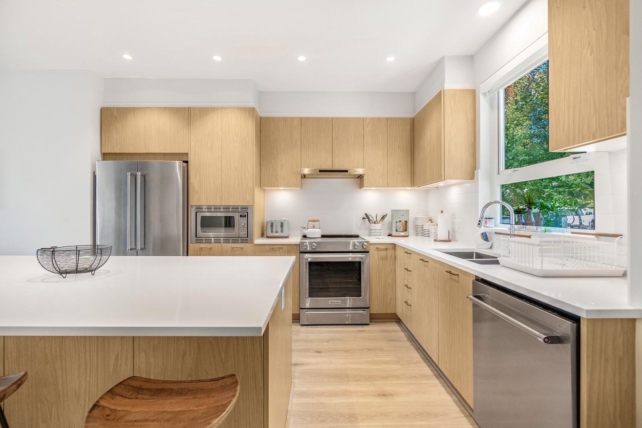 41215 Garibaldi Way #6 - Photo 3 of 34