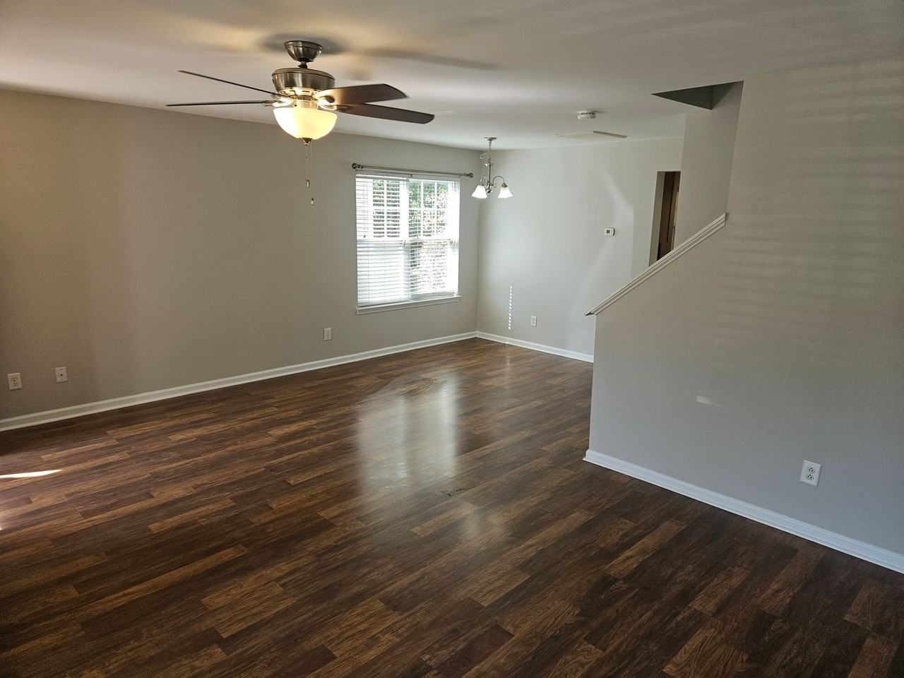 106 Shelter Haven Dr - Photo 3 of 18
